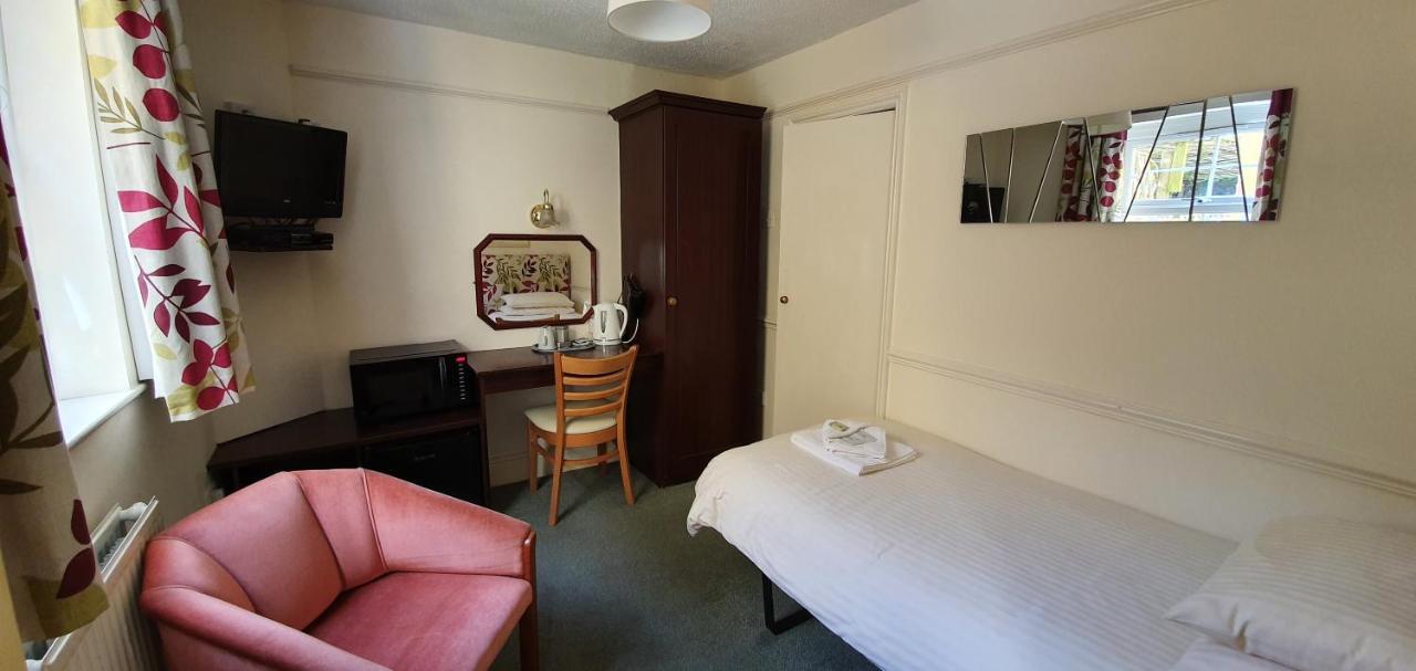 Edward Hotel Глостер Экстерьер фото